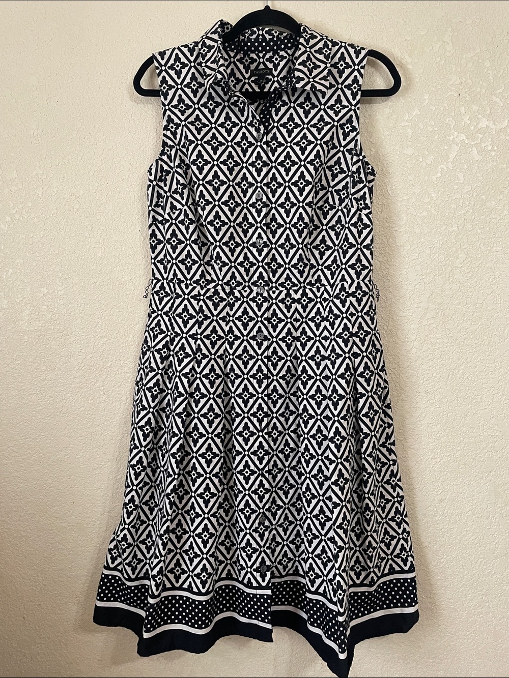 Sleeveless Black & White Geometric Dress Dress By TALBOTS
